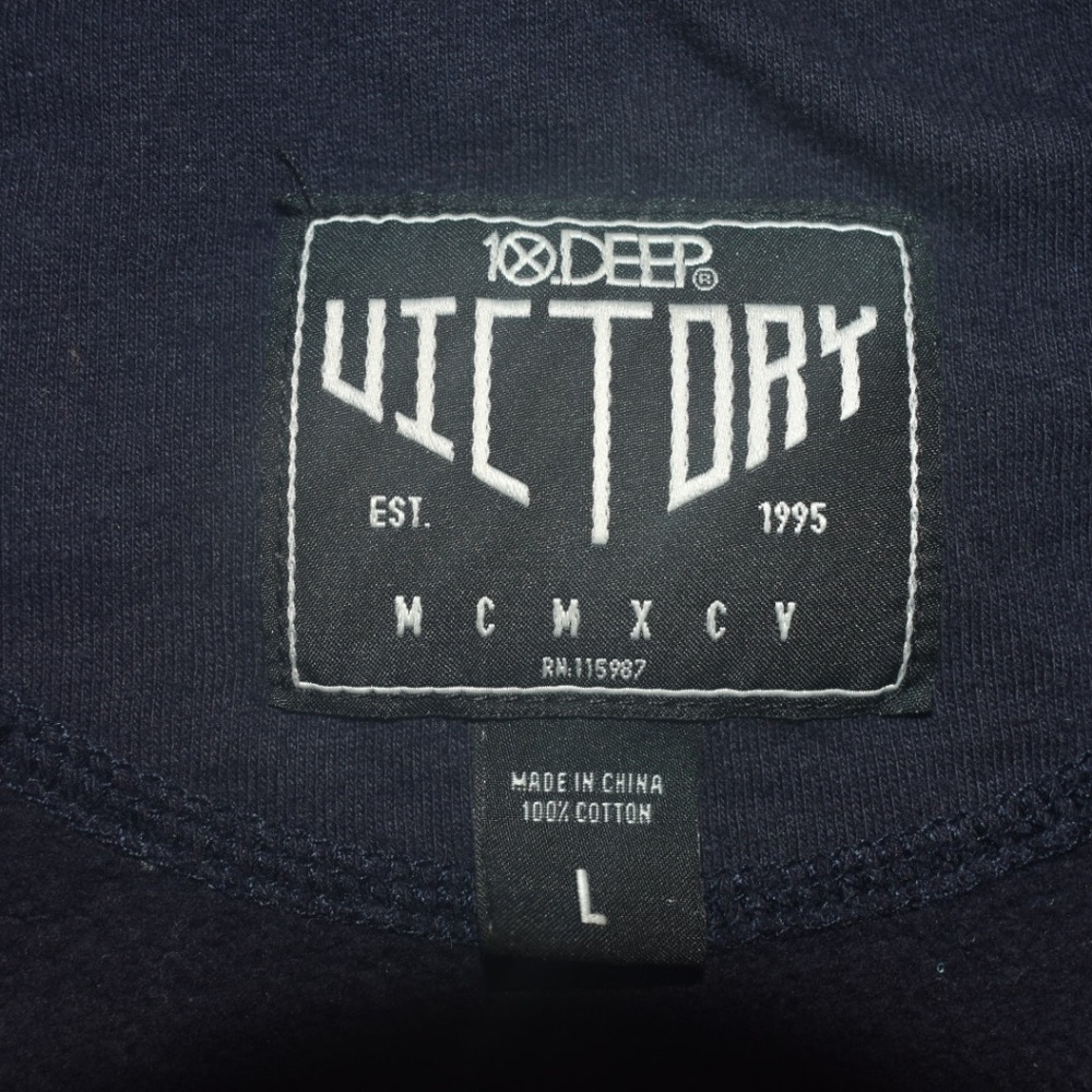 10 Deep - Picture 3 of 5